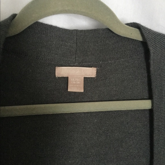 Gray Cardigan - Picture 2 of 2